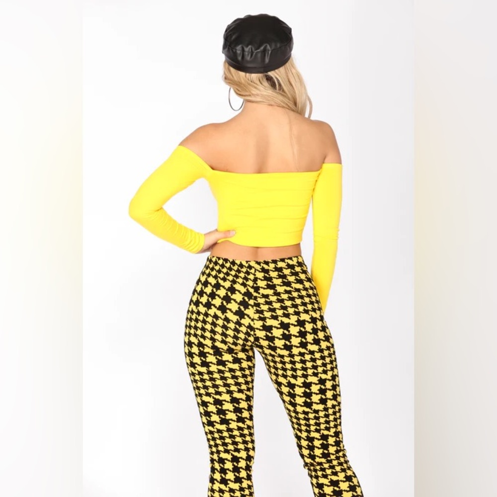 Fashion Nova Yellow Off-Shoulder Crop Top ‘F it up buttercup’ 🐝 💛🖤 - Picture 5 of 5
